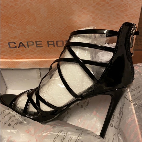 Black strappy heels - Picture 1 of 5